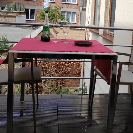 Cosy Ostend Holidays Appartement *